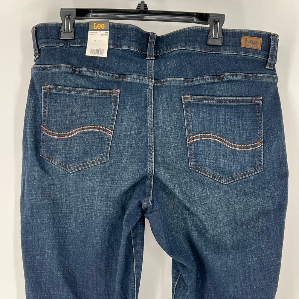 LEE RENEGADE FLEX MOTION REGULAR FIT MIDRISE BOOTCUT DARK BLUE JEANS - Picture 7 of 14